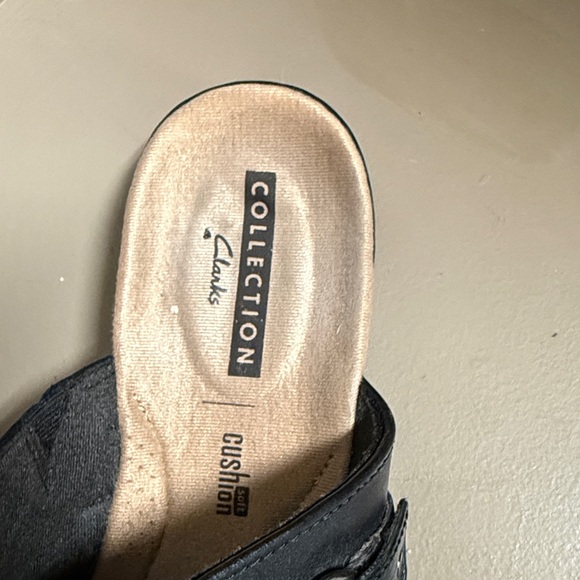 Clarks Black Leather Mules w/ Buckle Detail white Contrast Stitching Slip On 6.5 - Picture 5 of 8